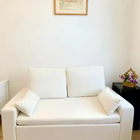 Apartamento Cozy 2-bedroom With Kitchen