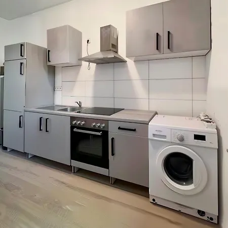 Cozy 2-bedroom With Kitchen
