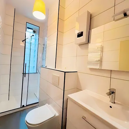 Cozy 2-bedroom With Kitchen Apartamento *